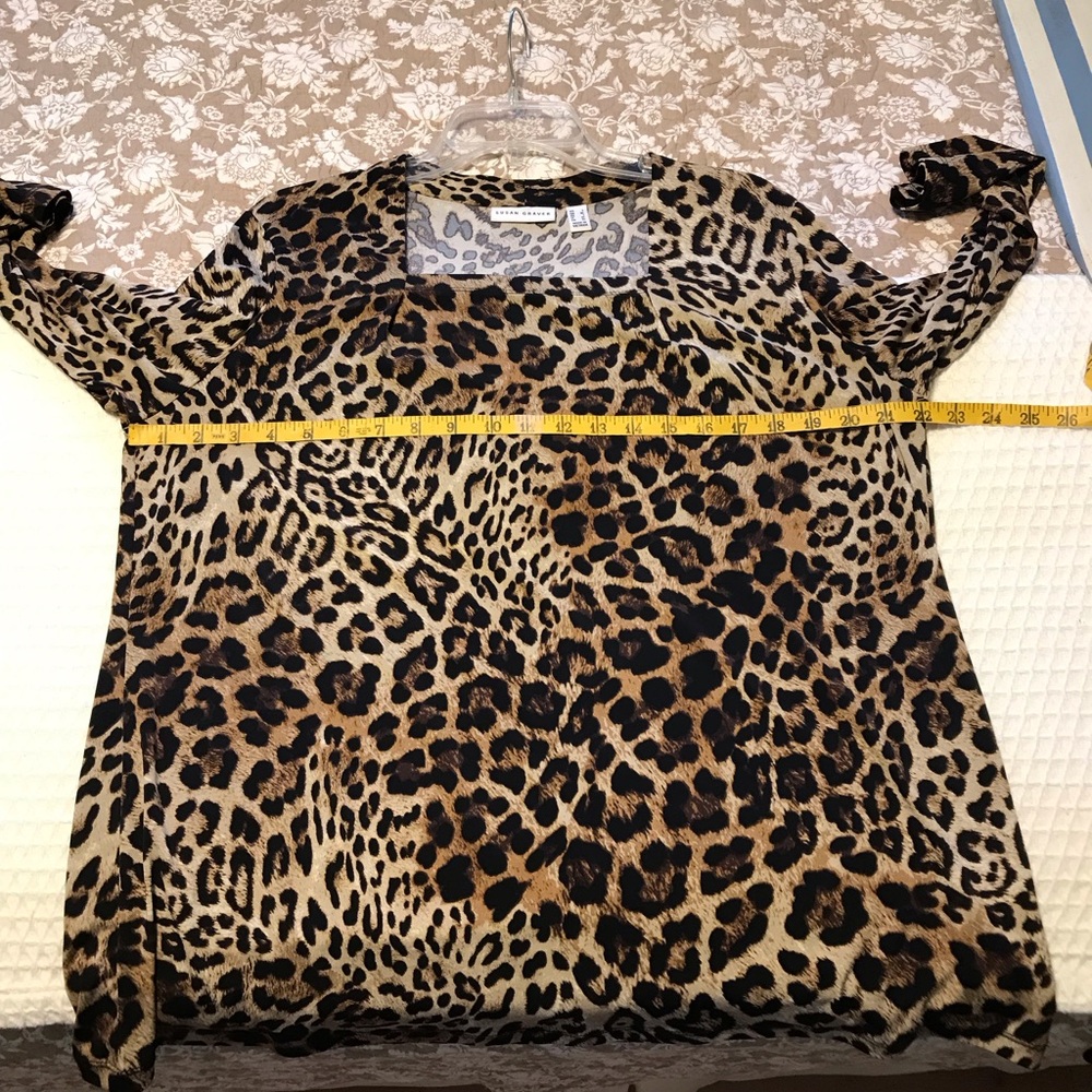 Susan Graver Brown Leopard Print Long Sleeve Top - Picture 4 of 6